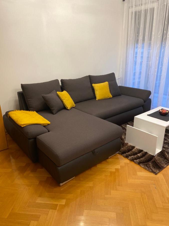 Apartman Martes 슬라본스키브로드 외부 사진