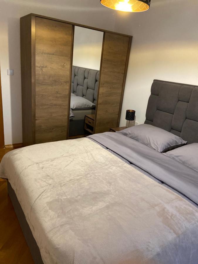 Apartman Martes 슬라본스키브로드 외부 사진